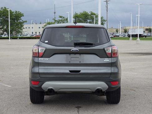 Used 2017 Ford Escape SE w/ SE Cold Weather Package FWD image 15
