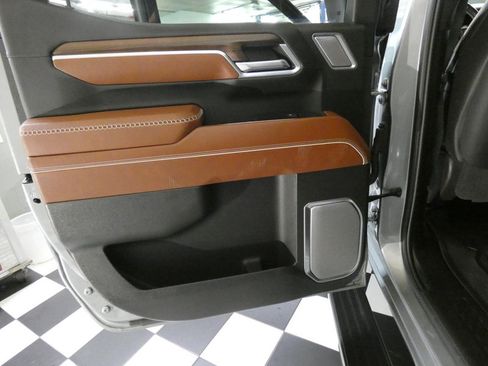 Used 2026 GMC Sierra 1500 Denali Ultimate AWD/4WD image 32