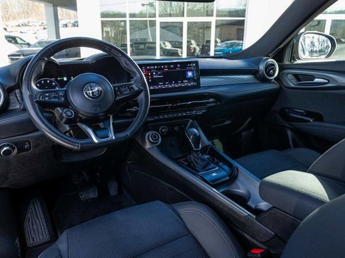 Used 2024 Alfa Romeo Tonale Ti w/ Active Assist Package image 17