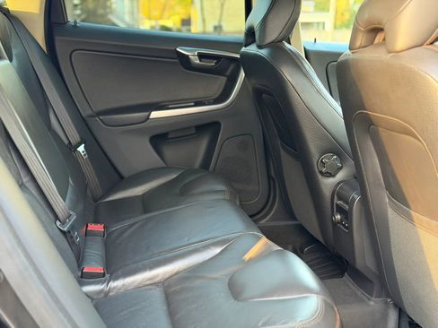 Used 2013 Volvo XC60 3.2 AWD/4WD image 17