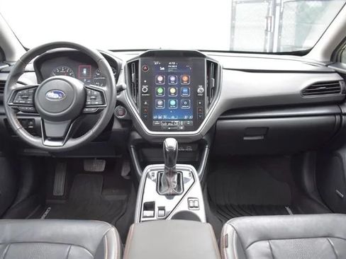 Used 2024 Subaru Crosstrek 2.5i Limited AWD/4WD image 14