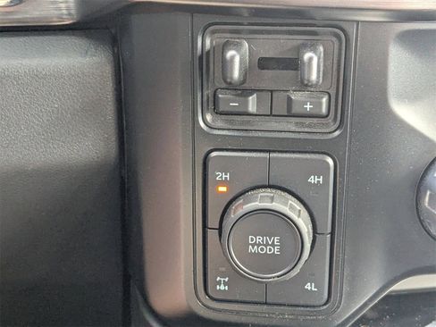 Used 2023 Ford F250 Lariat w/ Sport Appearance Package image 27