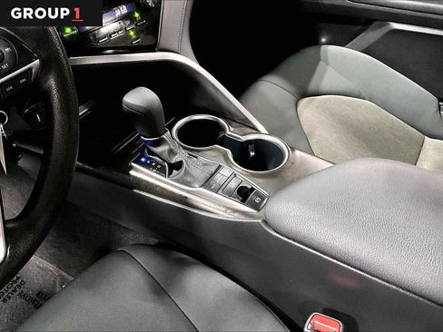 Used 2024 Toyota Camry LE AWD/4WD image 17