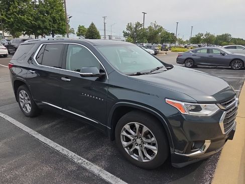 Used 2018 Chevrolet Traverse Premier w/ LPO, Floor Liner Package AWD/4WD image 3