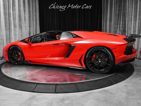 Used 2015 Lamborghini Aventador LP 700-4 AWD/4WD image 3