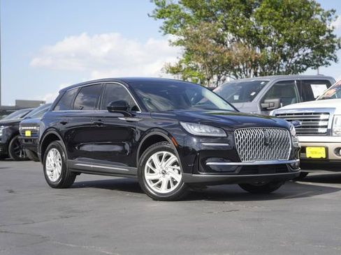 Used 2024 Lincoln Corsair FWD image 2