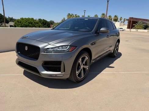 Used 2017 Jaguar F-PACE R-Sport AWD/4WD image 6