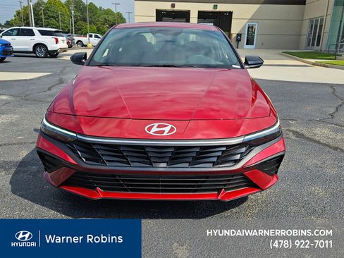 New 2025 Hyundai Elantra Sport image 2