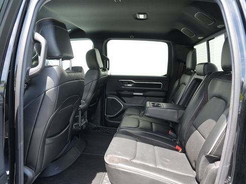 Used 2023 RAM 1500 Laramie AWD/4WD image 18