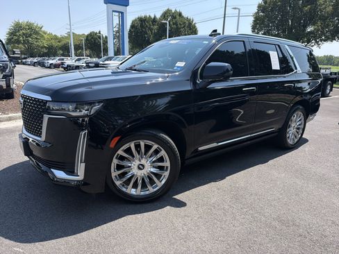 Used 2023 Cadillac Escalade Premium Luxury w/ Performance Package AWD/4WD image 5