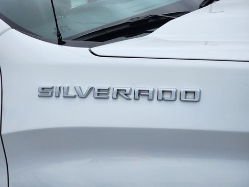 Used 2021 Chevrolet Silverado 1500 LT image 7