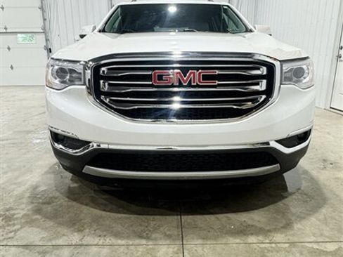 Used 2017 GMC Acadia SLT AWD/4WD image 3
