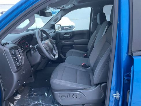 Used 2022 Chevrolet Silverado 1500 Custom Trail Boss w/ LPO, Dark Essentials Package image 13