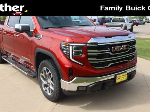 Used 2024 GMC Sierra 1500 SLT w/ SLT Premium Plus Package AWD/4WD image 1