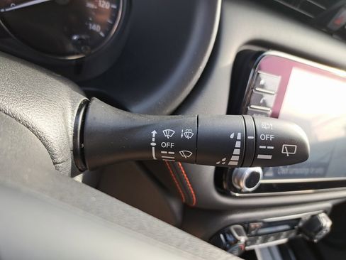 Used 2023 Nissan Kicks SR w/ SR Premium Package image 24