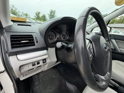 Used 2015 Subaru Forester 2.5i Limited w/ Popular Package #2 AWD/4WD image 11