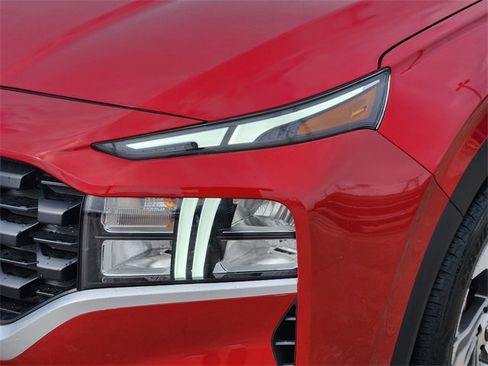 Used 2023 Hyundai Santa Fe SEL image 9