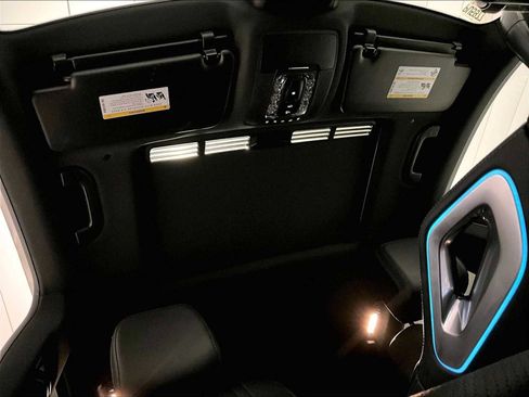 Used 2020 Mercedes-Benz GLE 350 4MATIC image 25