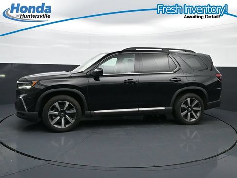 Used 2023 Honda Pilot Elite image 6