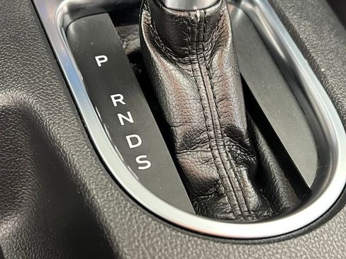 Used 2023 Ford Mustang Premium image 33