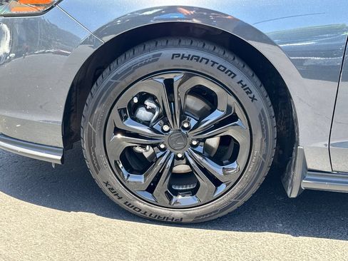 Used 2023 Honda Accord EX image 6