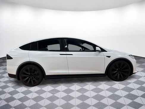 Used 2023 Tesla Model X image 6
