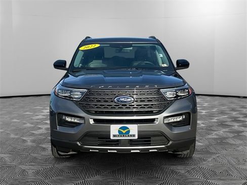 Used 2022 Ford Explorer XLT w/ XLT Sport Appearance Package image 8