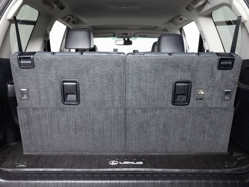 Used 2018 Lexus GX 460 Premium AWD/4WD image 23