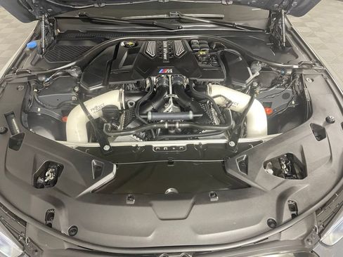 Used 2023 BMW M8 Competition AWD/4WD image 9