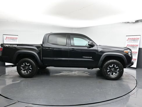 Used 2021 Toyota Tacoma TRD Off-Road image 9
