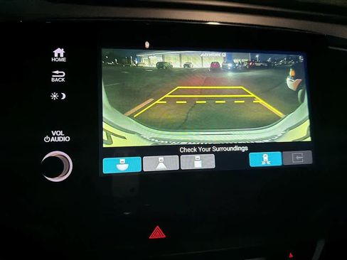 Used 2023 Honda Passport EX-L image 16