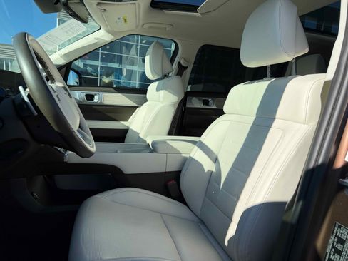 Used 2024 Hyundai Santa Fe Calligraphy image 15