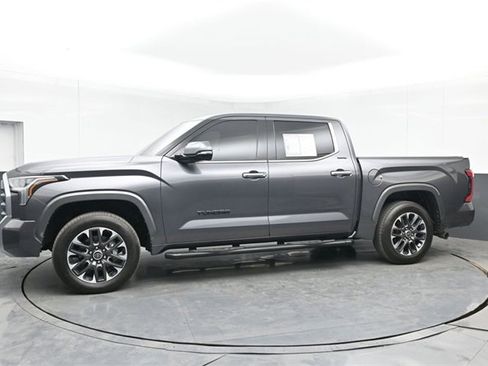 Used 2022 Toyota Tundra Limited image 11