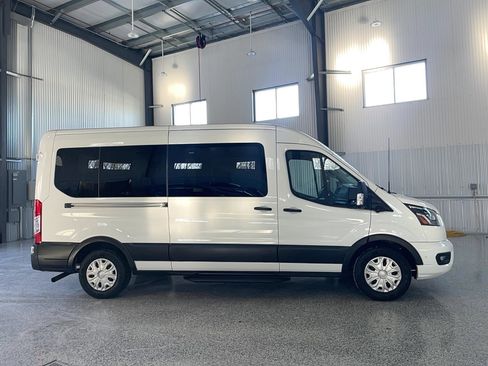 Used 2023 Ford Transit 350 XLT RWD image 4