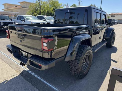 Used 2021 Jeep Gladiator Sport AWD/4WD image 8
