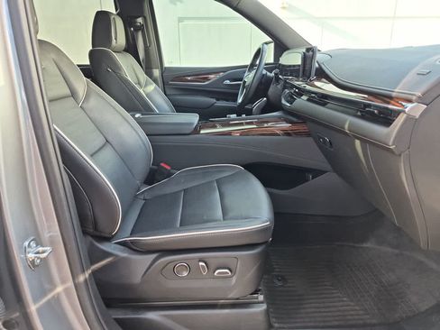Used 2024 Cadillac Escalade Premium Luxury w/ LPO, Floor Liner Package AWD/4WD image 21