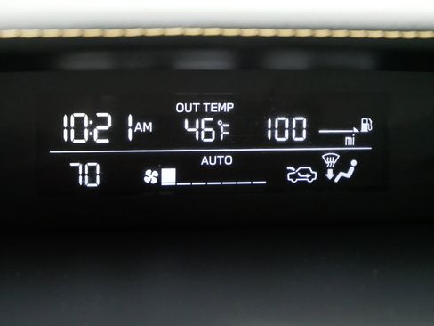 Used 2023 Subaru Crosstrek 2.5i Sport image 32