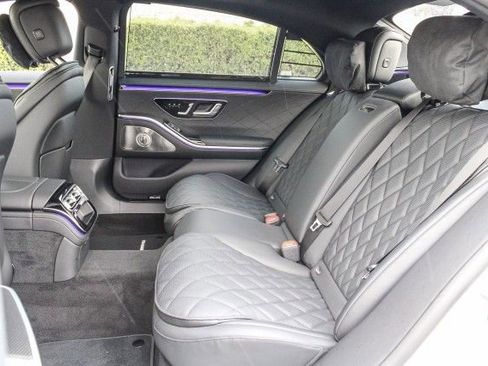 New 2025 Mercedes-Benz S 580 4MATIC Sedan image 18