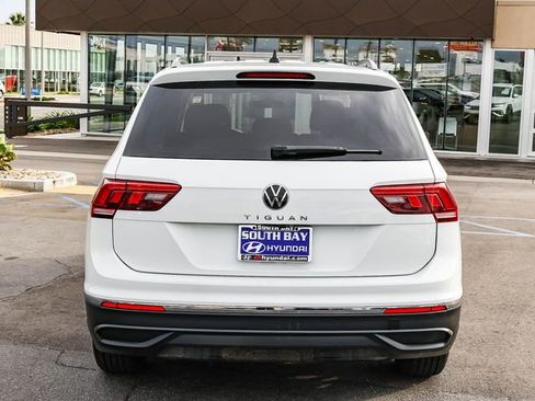 Used 2024 Volkswagen Tiguan S image 5