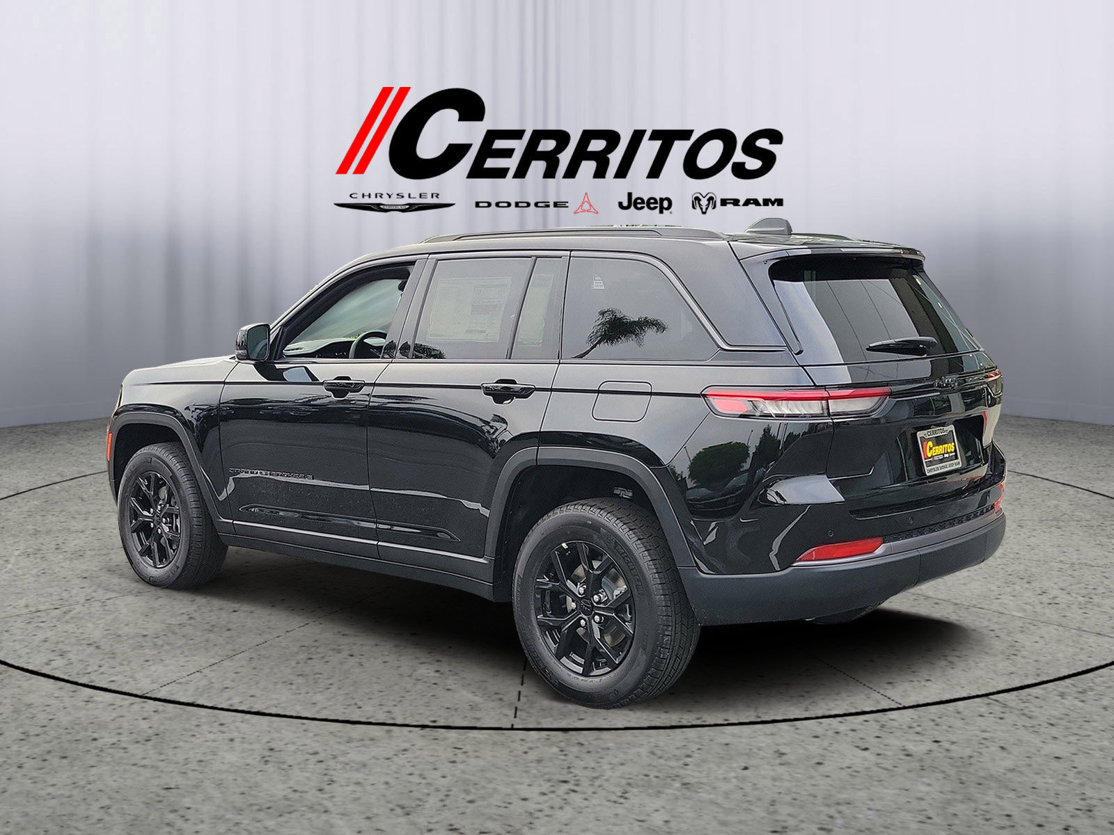 New 2026 Jeep Grand Cherokee Altitude RWD image 2
