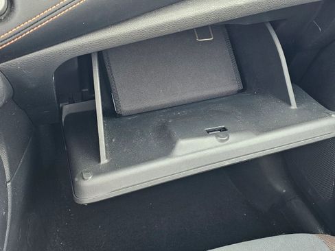 Used 2020 Nissan Versa SR image 23