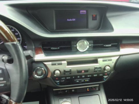 Used 2013 Lexus ES 350 w/ Premium Pkg image 13