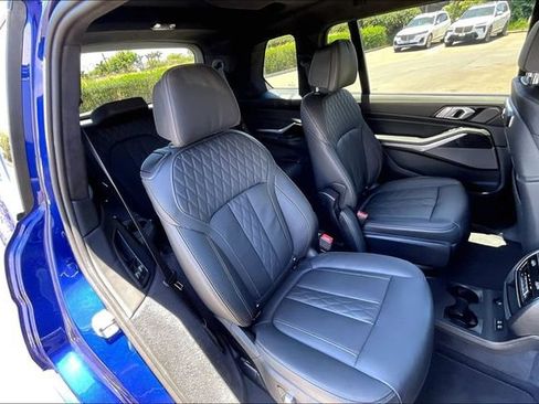 Used 2024 BMW X7 M60i w/ M Sport Professional Package AWD/4WD image 27