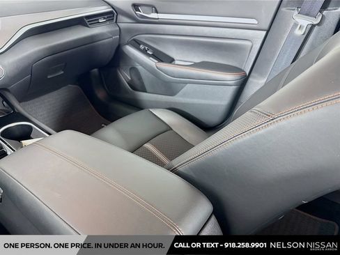 Certified 2025 Nissan Altima 2.5 SR FWD image 21