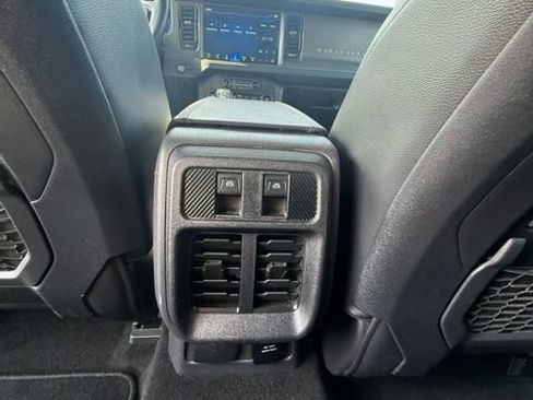 Used 2025 Ford Bronco Badlands AWD/4WD image 20