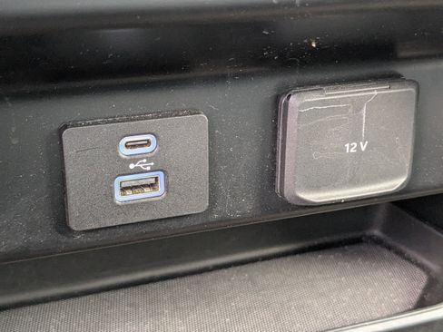 Used 2021 Ford F150 XLT image 27