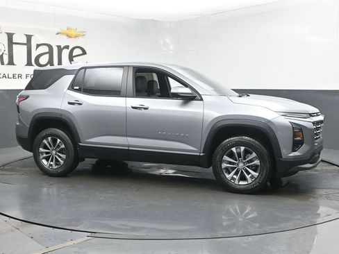 New 2026 Chevrolet Equinox LT w/ Convenience Package II FWD image 27