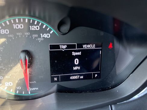 Used 2020 Chevrolet Trax LT w/ LT Convenience Package image 22