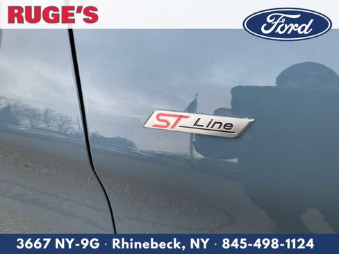 New 2026 Ford Explorer ST-Line w/ ST-Line Street Pack image 11