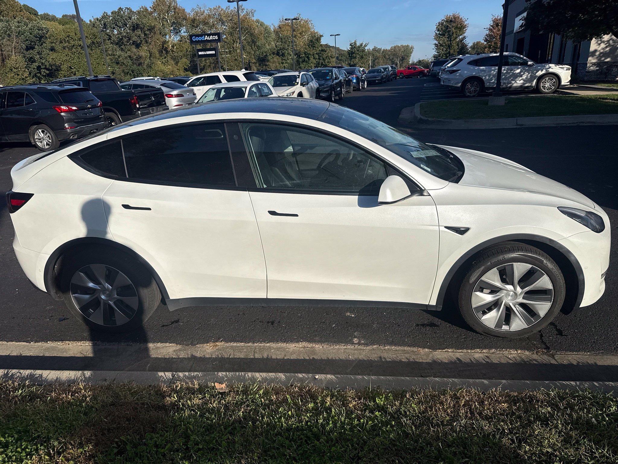 Used 2021 Tesla Model Y Long Range AWD/4WD image 4